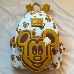 Disneyland Mickey Waffle Loungefly (DISNEYLAND PARK)